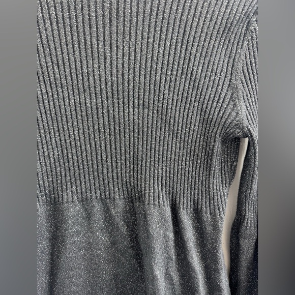 Willi Smith Gray Women's Sweater - Picture 2 of 8